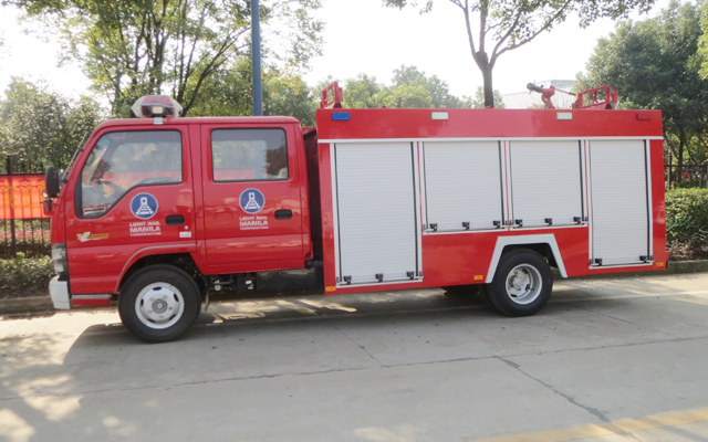 消防車(chē) 消防車(chē)