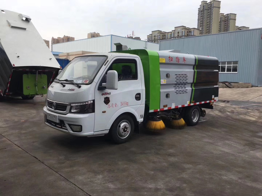 小型掃路車(chē) 小型掃路車(chē)